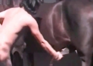 Watch me squeezing this animal wiener